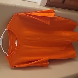 Men's basic tee 🧡